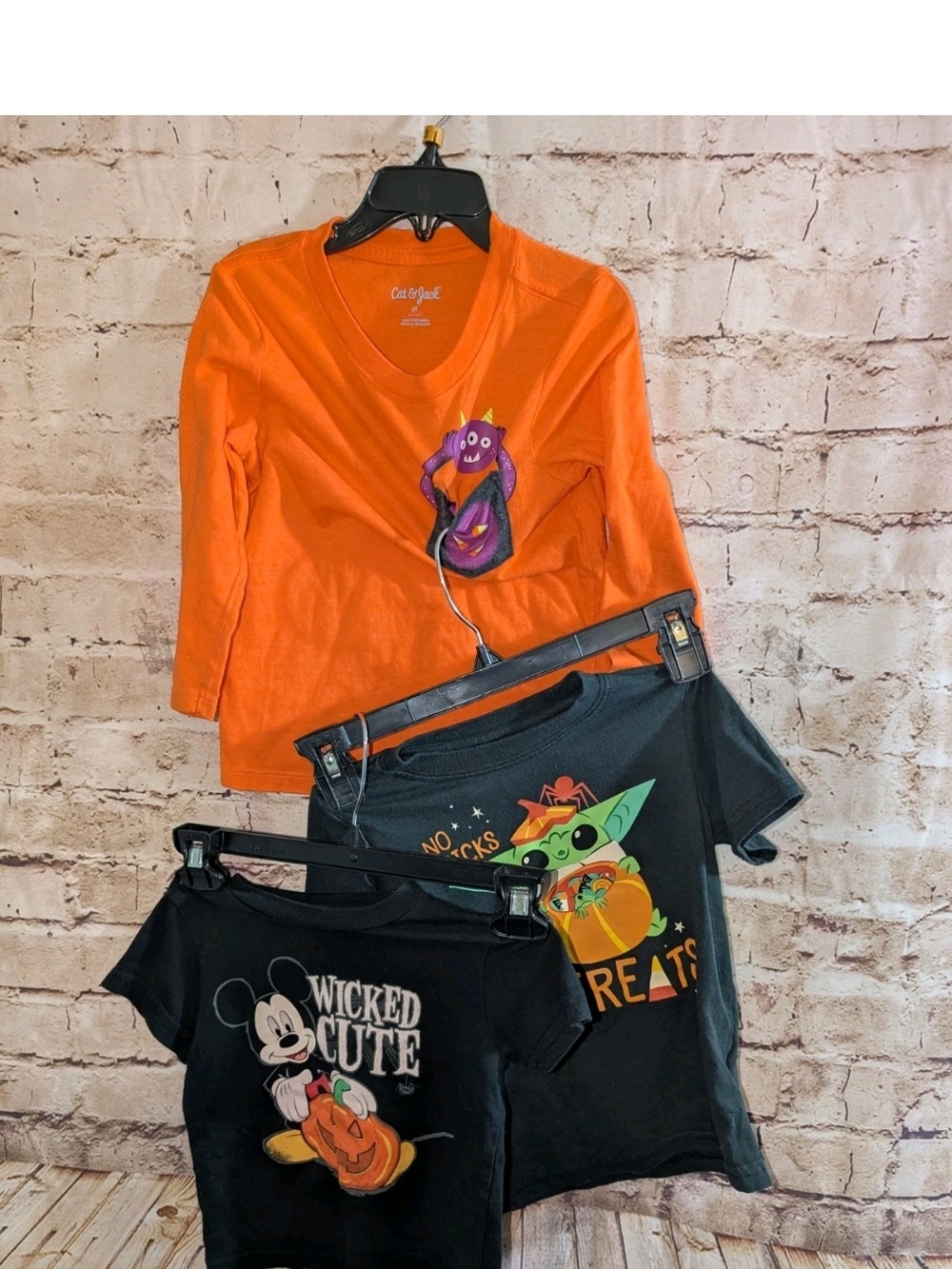 ~Halloween lot 3 t shirts all size 3T